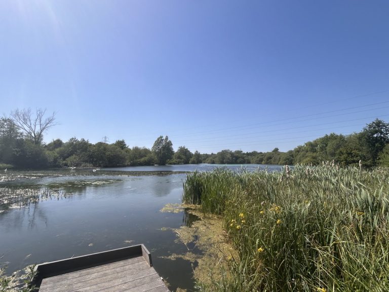 Anton Lakes, Andover
